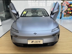 007 Auto de carreras eléctrico puro 4880 X 1895 X 1460MM Vehículo eléctrico de nueva energía